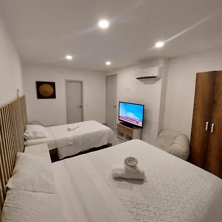 Apartamento Con Hermosa Vista Al Mar, Cristoforo En El Laguito A Pocos Pasos De La Playa Apartment